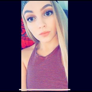 Meet your Posher, Danielle